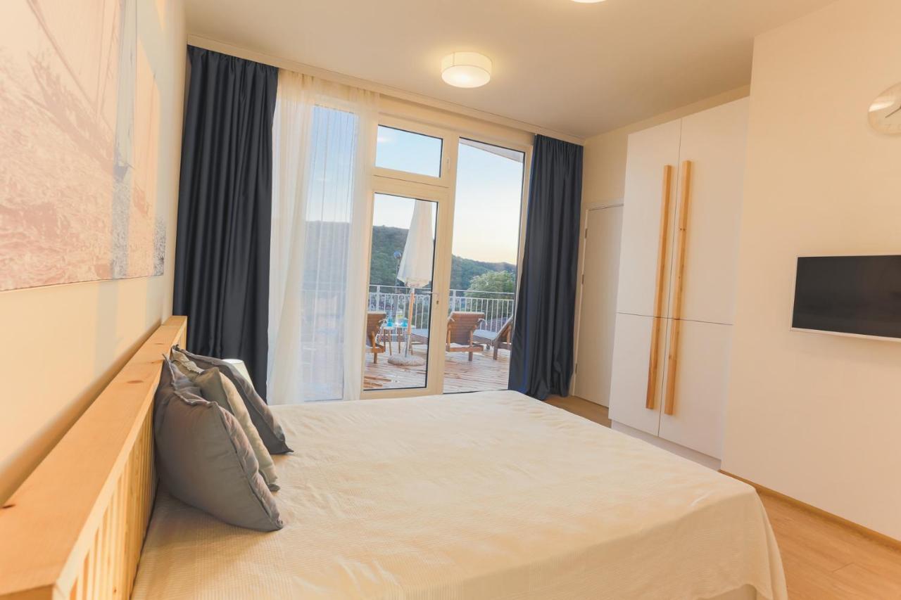 Talisman Villa Kavarna ภายนอก รูปภาพ